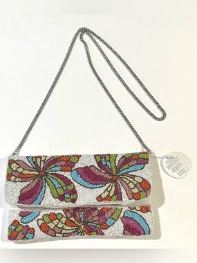 NEW, White Flower Beaded Abby Clutch Envelope Bag Silver Chain Handbag Crossbody